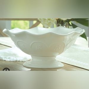 Princess House marbella pedestal bowl